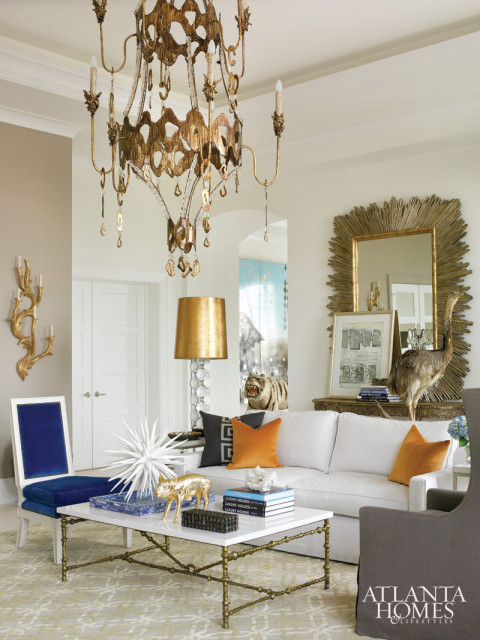 Turner enlisted a New Orleans artisan to design the show-stopping chandelier.