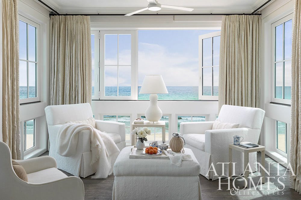 https://atlantahomesmag.com/article/relaxed-refined/attachment/webb_geier_seaside_primarybedroomseating_0145_v4_open-copy/