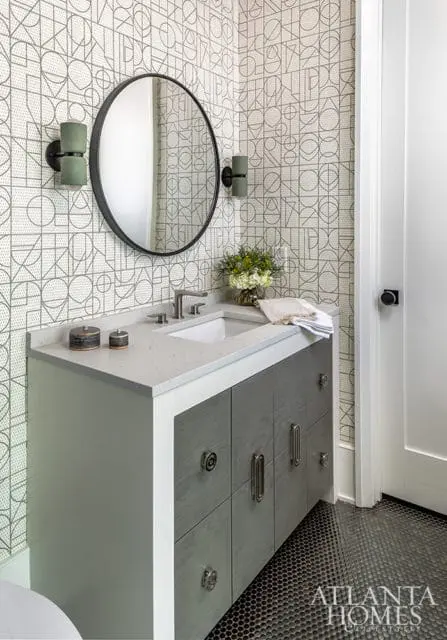 round mirror bathroom