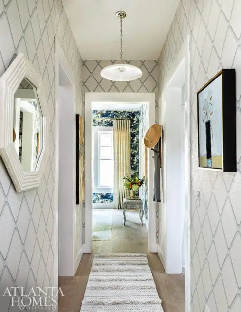 neutral wallpaper foyer