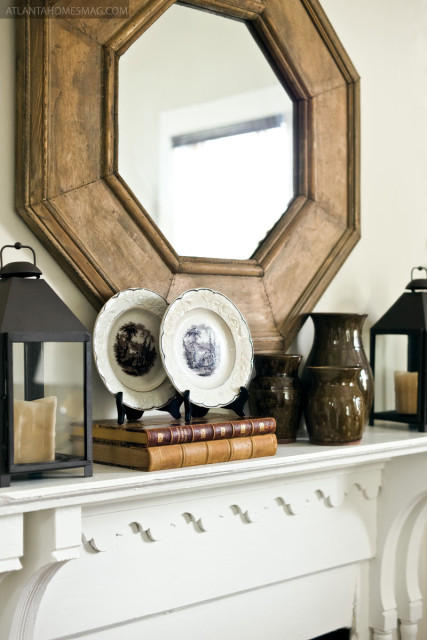 Throughout the house, he has created stylish vignettes and groupings of collections.