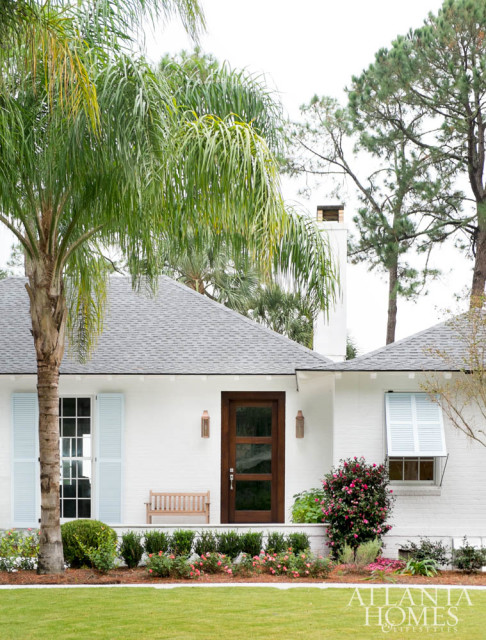 This 1950s ranch-style cottage on Sea Island was originally bought by the late Jae Portman, son of international architect John C. Portman Jr.