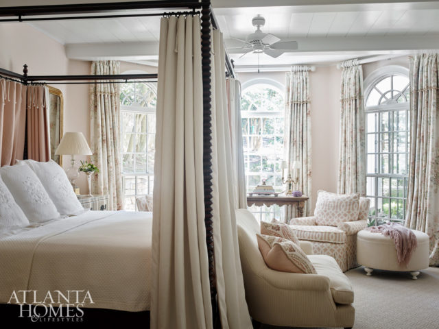 Lanham swathed the master bedroom in a dusky apricot palette. She used an English floral print from Lee Jofa for the draperies.