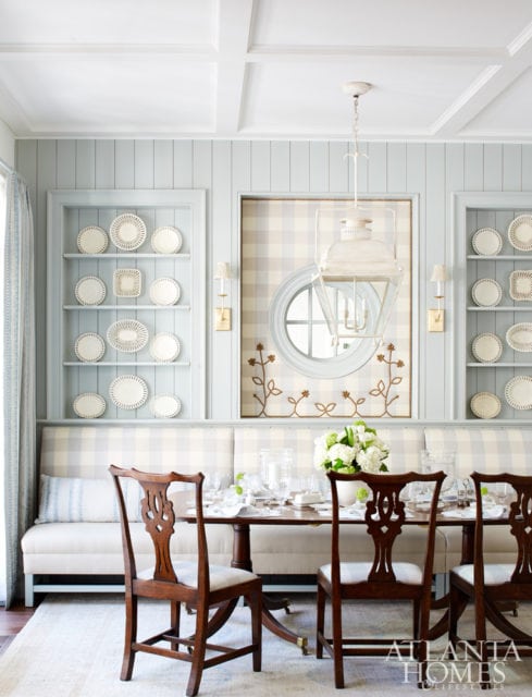 CREAMWARE Popularized by Dan Carithers, varying shapes and sizes create a unique focal point. Design by Lauren DeLoach