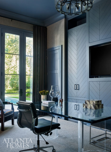 Although the home’s layout offers a great sense of openness, its design also called for pockets of private spaces, such as the husband’s office.