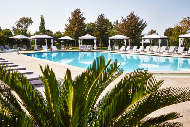The San Clemente’s heated outdoor swimming pool.